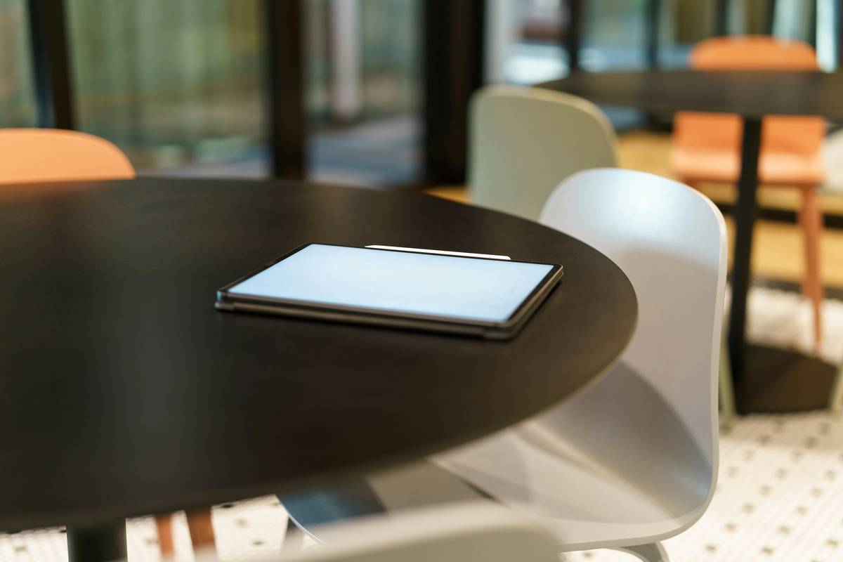 Smart Furniture App Control: How to Master Your Home’s Tech Like a Pro